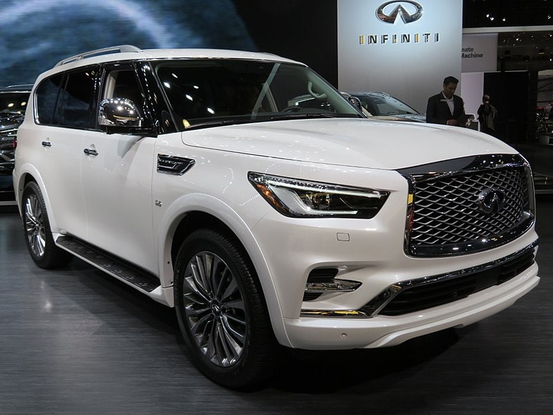 2018 Infiniti QX80 front 4.2.18