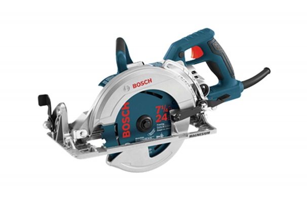 A worm drive saw