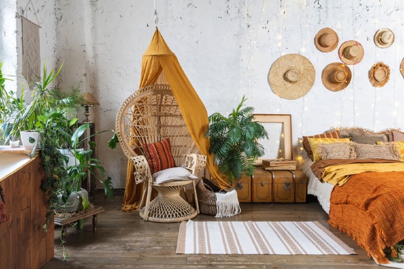 boho themed bedroom
