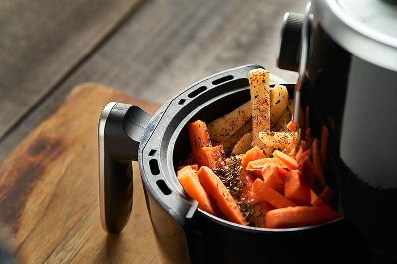 Cooking potatoes on air fryer