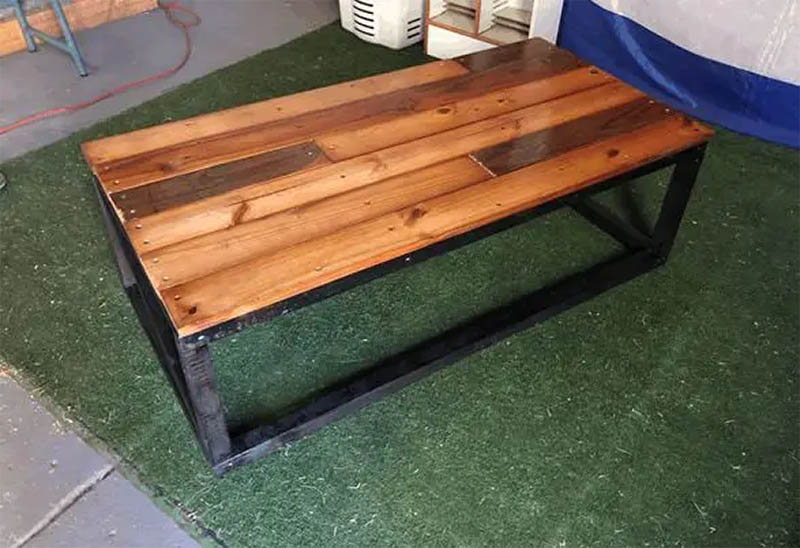 Coffee Table from 1001 Pallets