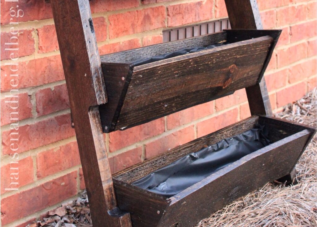 DIY Pallet planter