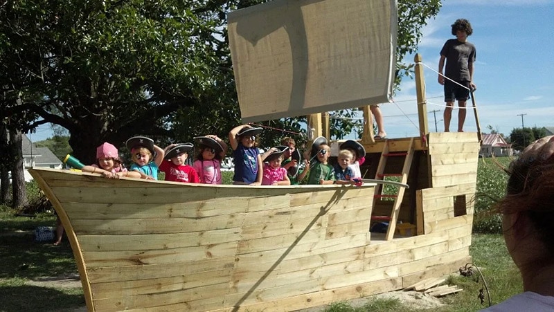 diy pirate ship playhouse