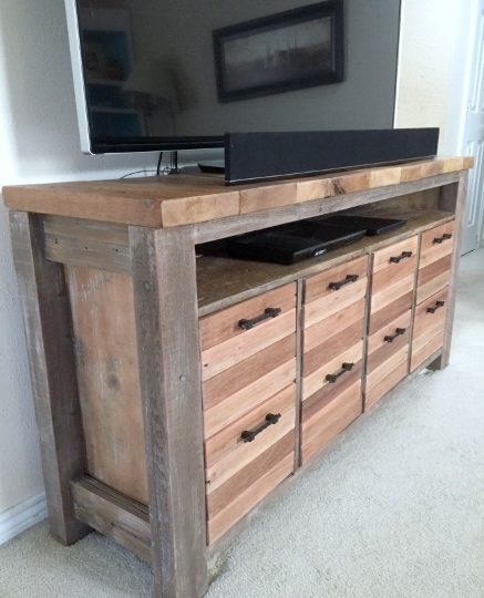 diy reclaimed wood media console