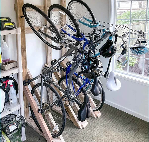 DIY Wall Mount Bike Rack From The Handyman’s Daughter