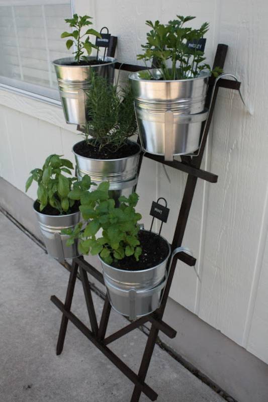 DIY hanging potted herb garden
