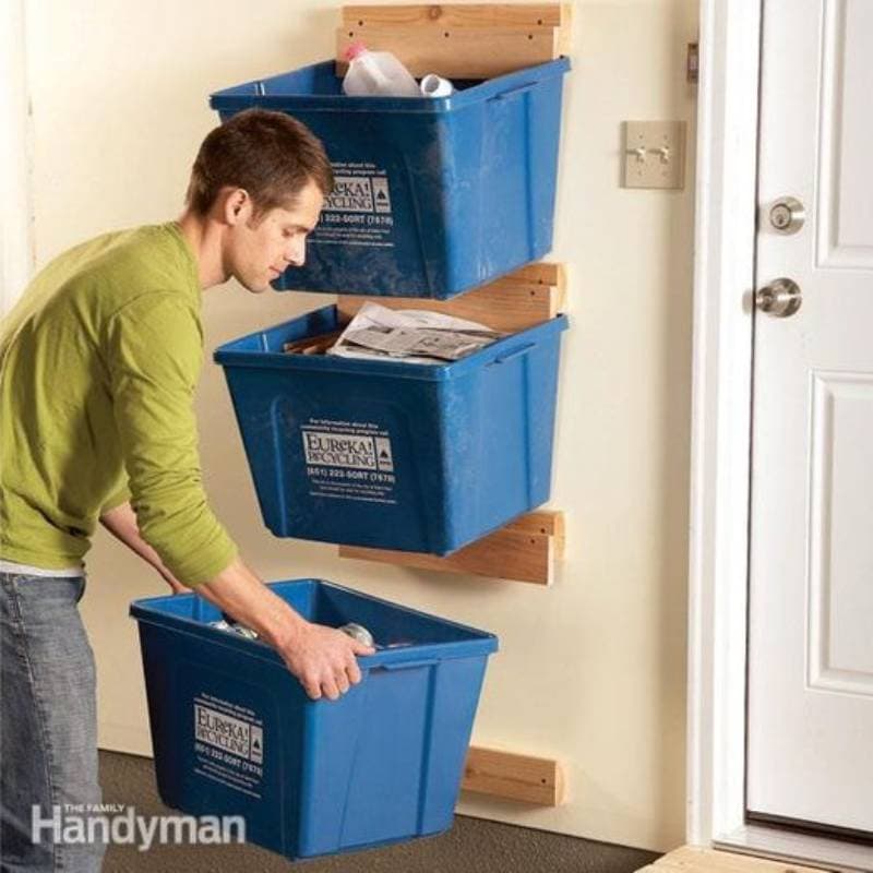 DIY recycle bin hangers