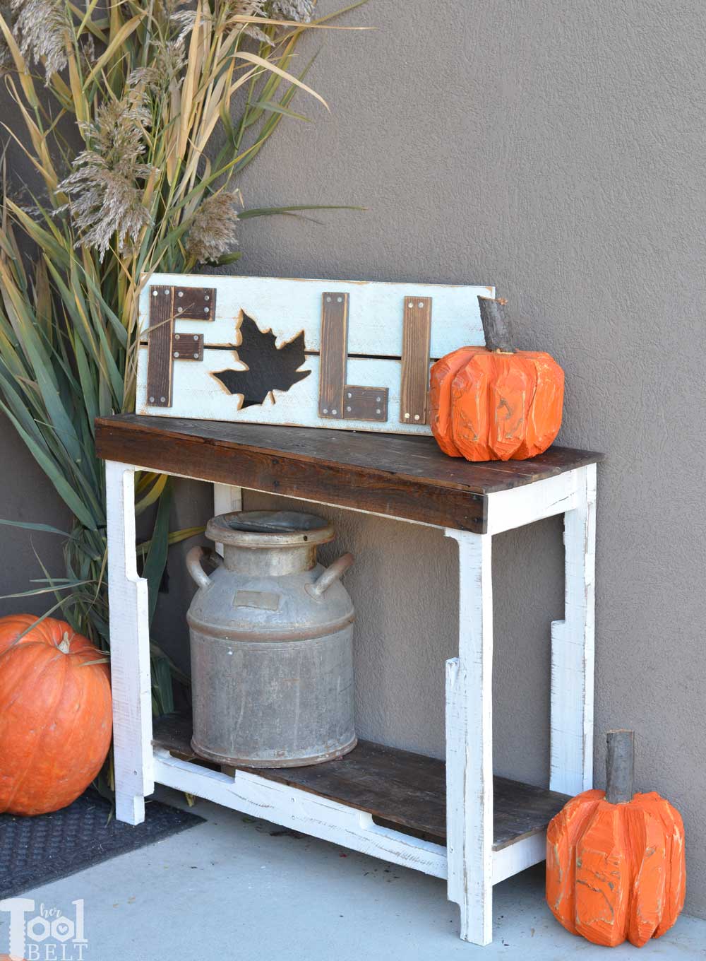 free pallet table for the porch