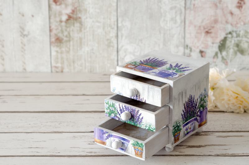 handmade chest of trinket box with drawers