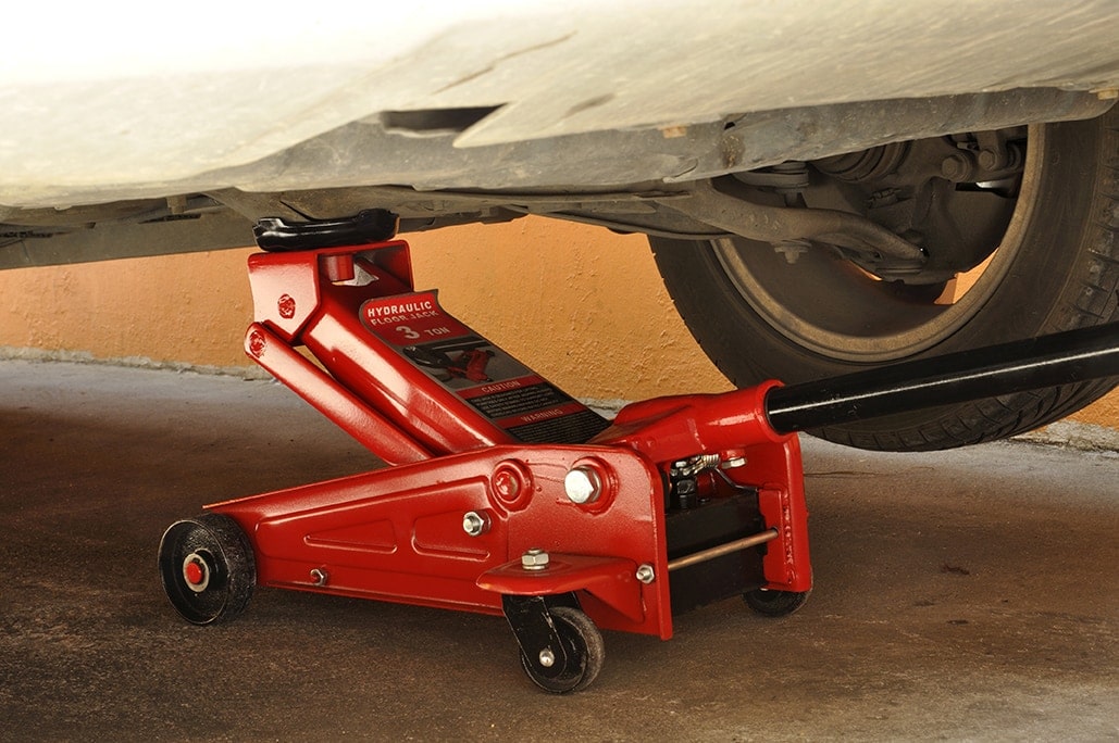 hydraulic floor jack