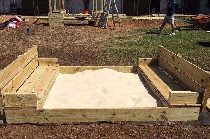 Sandbox With Folding Lid and Seats 