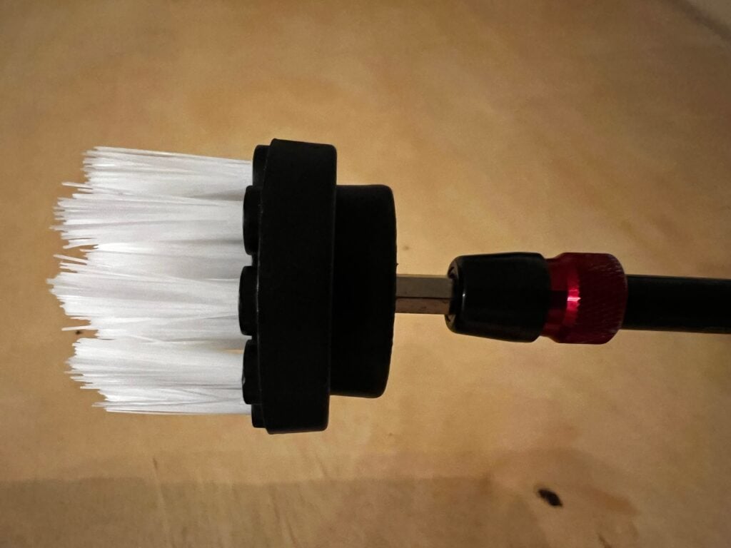 drillbrush with connector