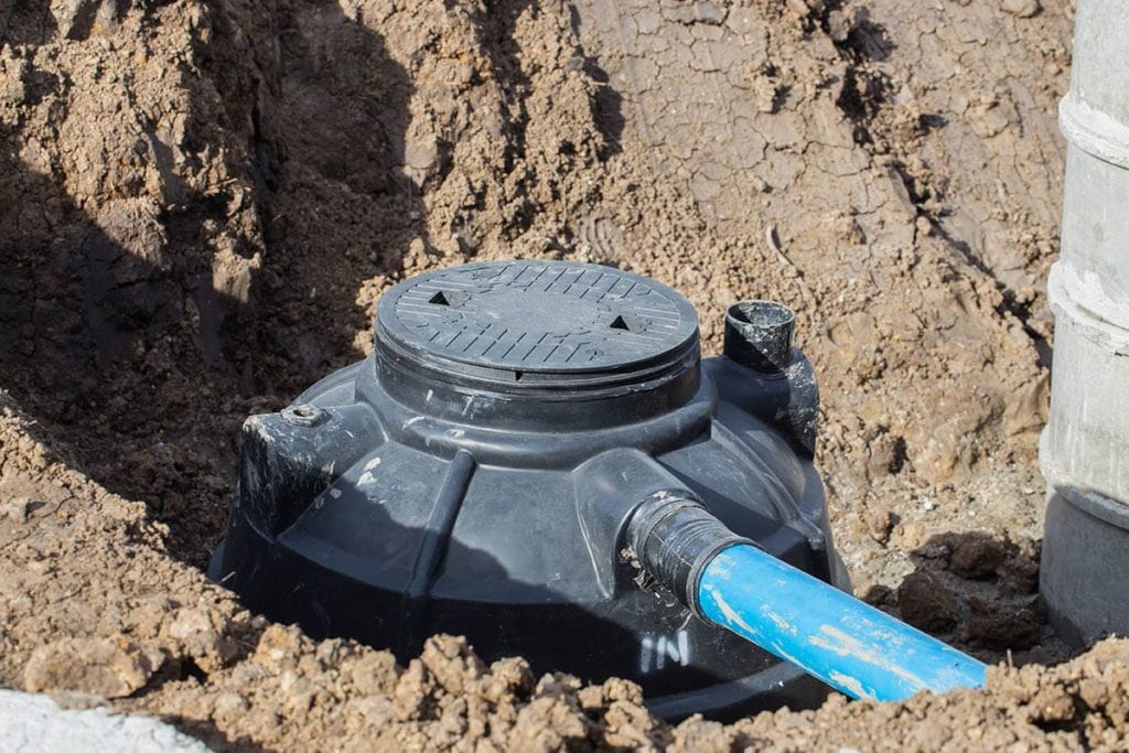 Installing septic tank