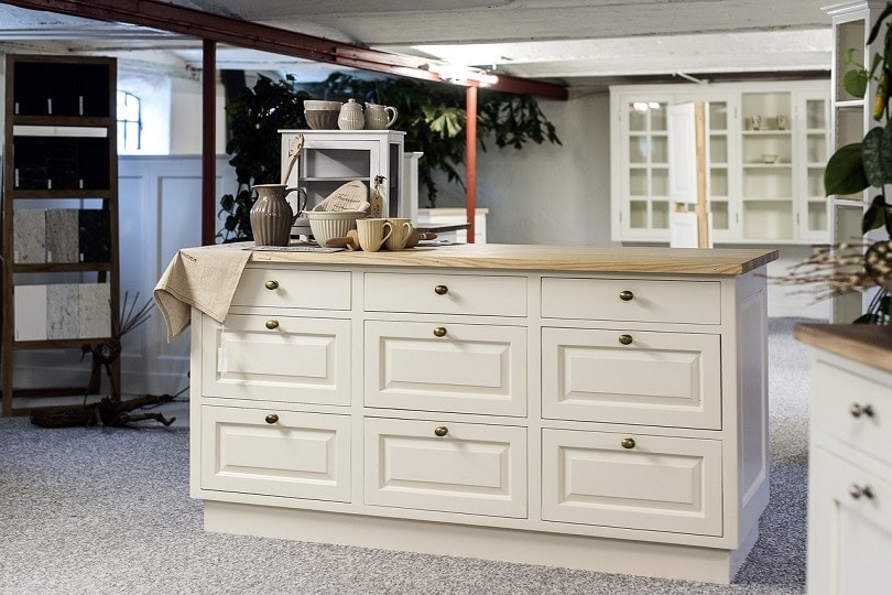 kitchen cabinets-pixabay