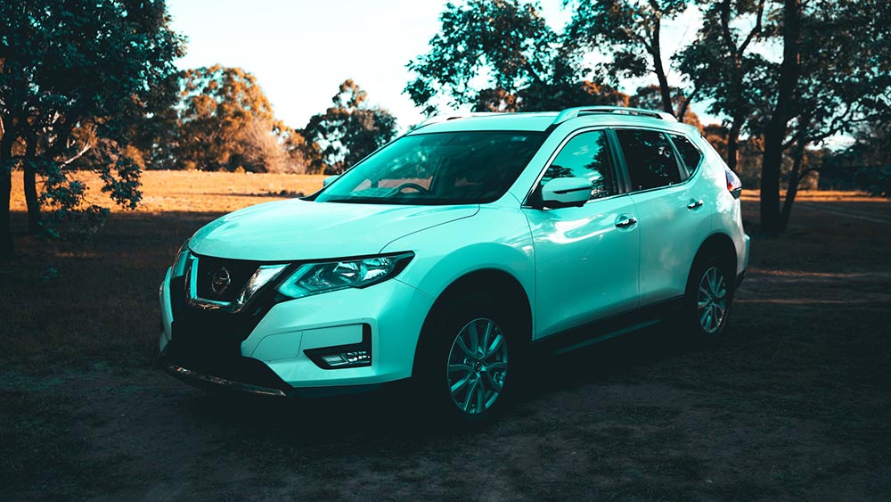 Nissan x-trail parked