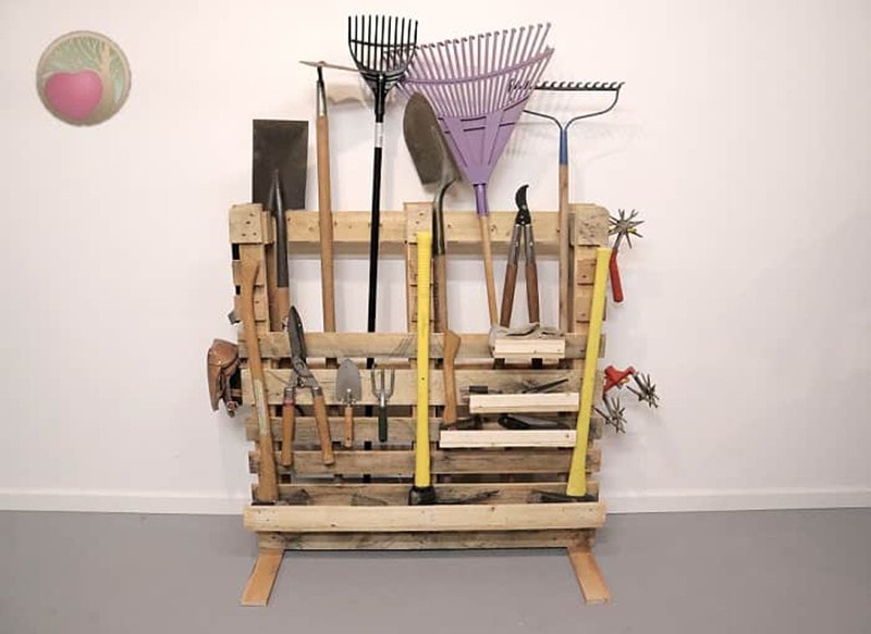 Pallet Garden Tool Storage