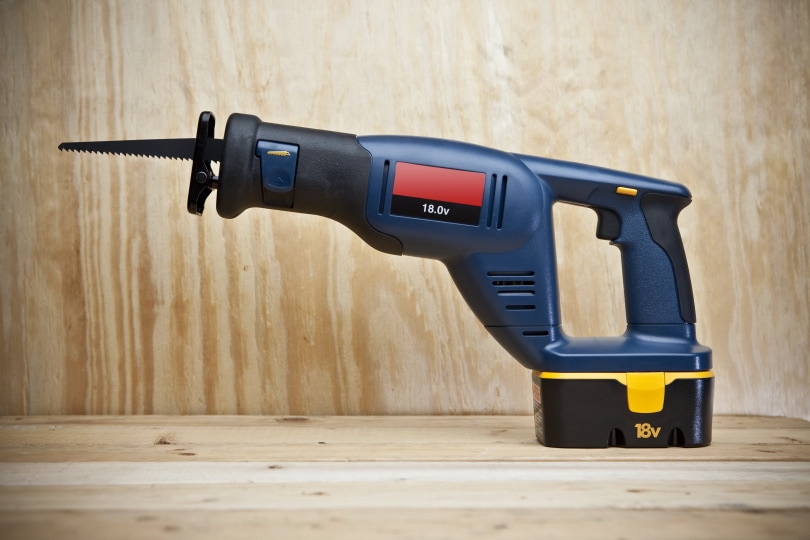 reciprocating saw