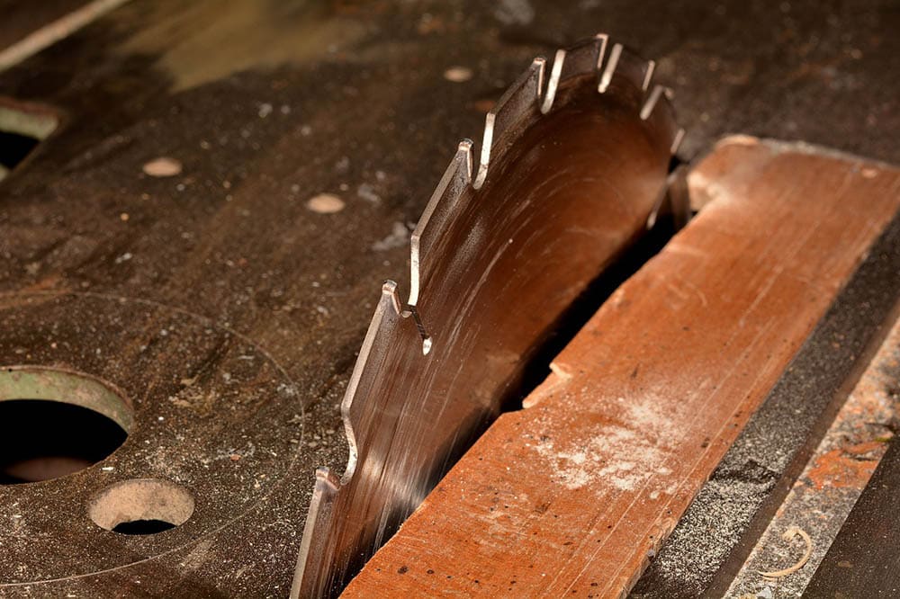 table saw blade close up