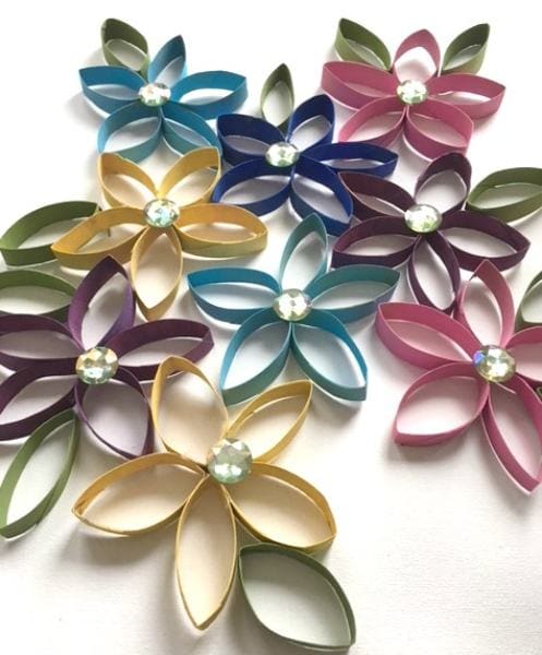 Toilet Paper Roll Daisy Wall Art