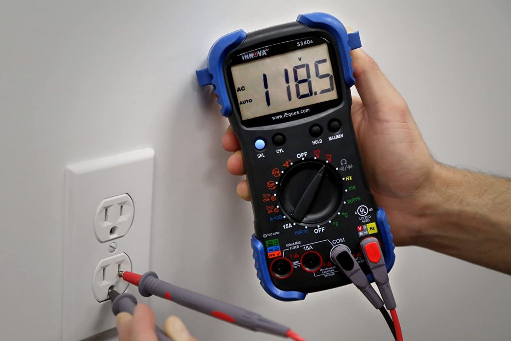 using Innova 3340 Automotive Digital Multimeter