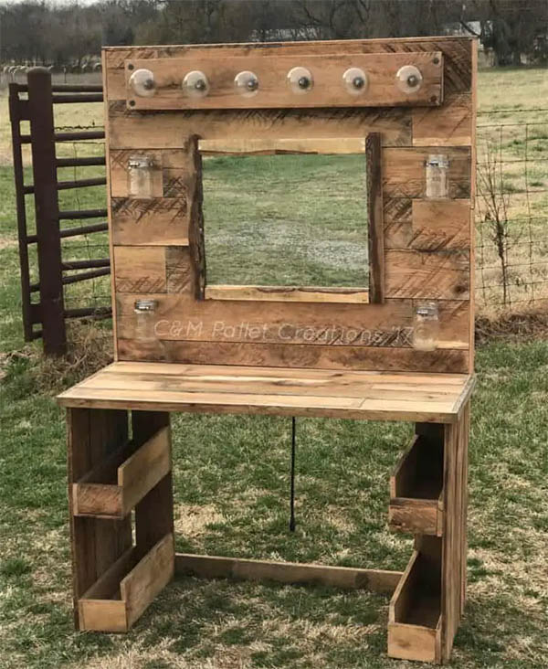 Vanity Table from 1001 Pallets