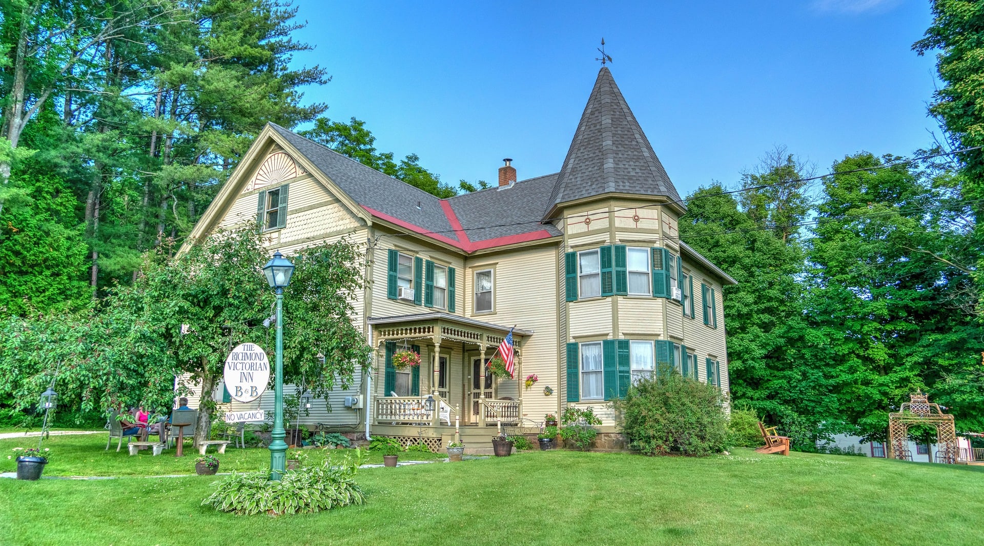 Victorian House Green