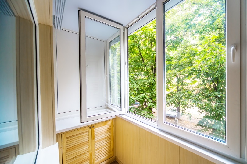 window stool