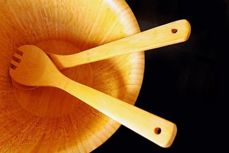 wooden bowl with utensil