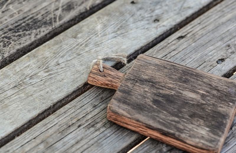 wooden cutting board