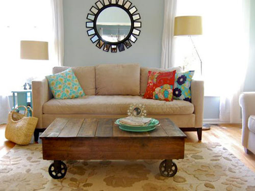 Pallet Coffee Table by Queen Bee of Honey Dos