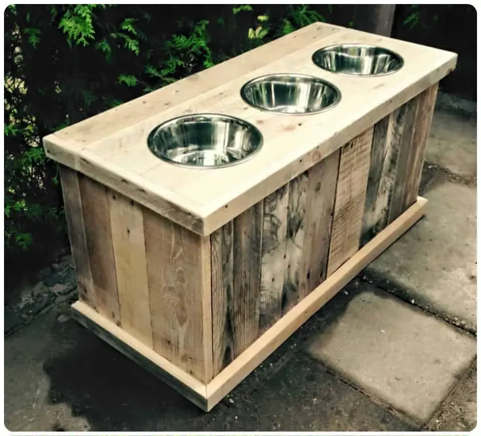 pallet dog feeder storage