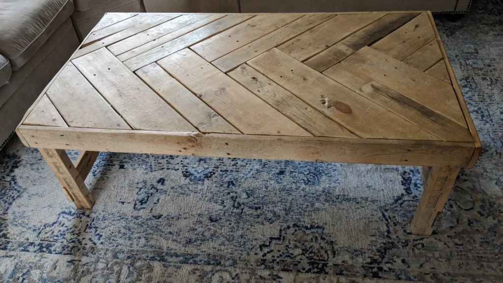 Wood pallet coffee table